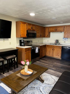 ParkWay Yellowstone Riverside Studio #6